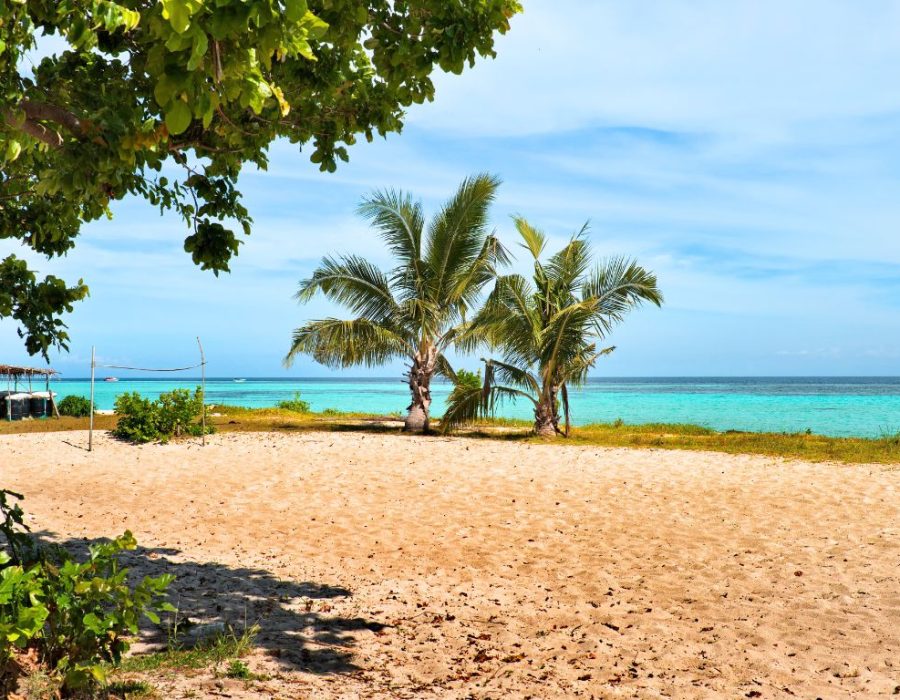alina-trips-Eric-Excursions-bateau-nosy-komba-nosy-be-sortie-bateau (6)